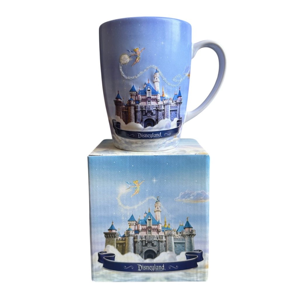 NWB Disneyland Castle Mug Tinkerbell Pixie Dust Embossed 3D Raised Textured 16oz